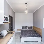 Appartement файна смарт-квартира біля жд вокзалу на городоцькій, Lviv