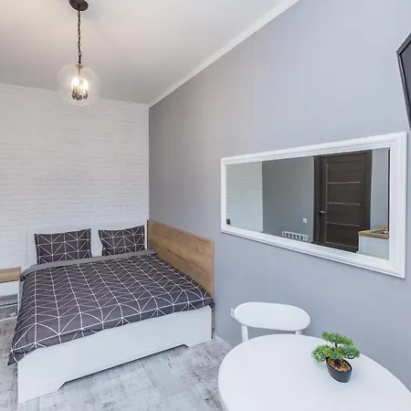 файна смарт-квартира біля жд вокзалу на городоцькій 143 Apartment Lviv