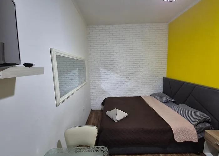 файна смарт-квартира біля жд вокзалу на городоцькій 143 Apartment