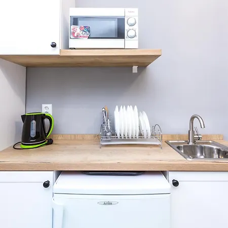 Lägenhet файна смарт-квартира біля жд вокзалу на городоцькій 143