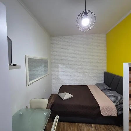 файна смарт-квартира біля жд вокзалу на городоцькій 143 * Lviv